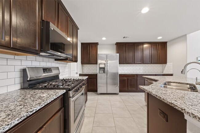 Building Photo - 18343 Stablewood Manor Trail