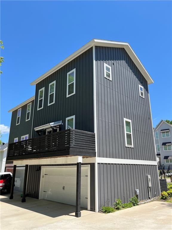 Building Photo - 1485 N Gregg Ave