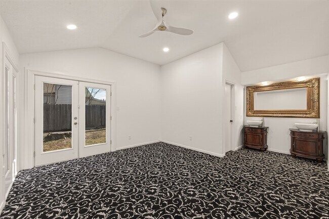 Building Photo - 3517 Denio Dr