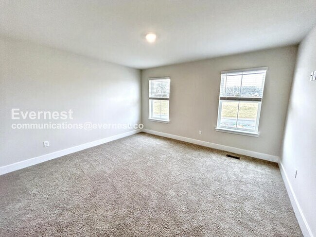 Building Photo - SPECIAL PROMOTION / Brand New 4 Bed/3.5 Bath Townhome with Garage / Pet-Friendly / Available Now!