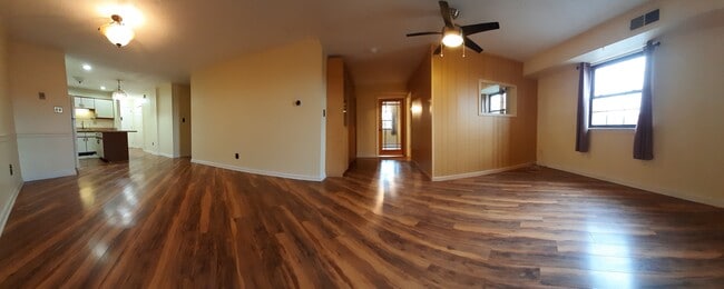 Building Photo - 514 S Schuylkill Ave