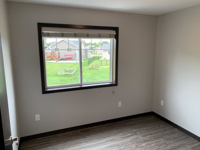 Building Photo - 1522 Ohana Ave