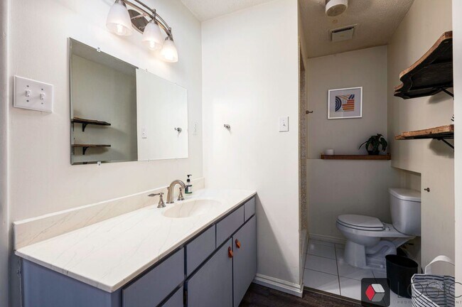 Building Photo - 1667 E 9800 S