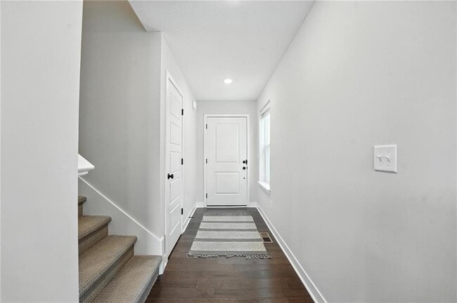 Building Photo - 8708 SW Brickell Dr