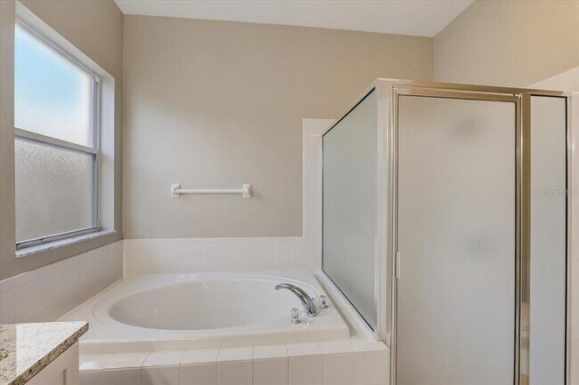 Building Photo - 1219 Halapa Way