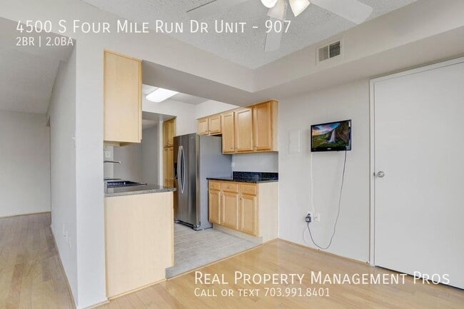 Building Photo - 4500 S Four Mile Run Dr