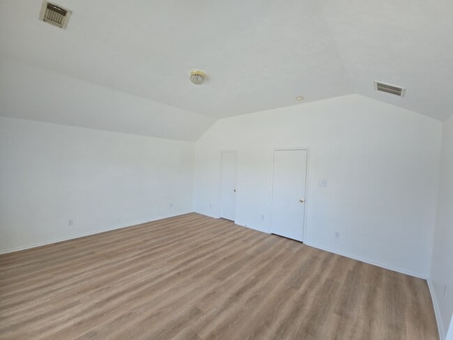 Building Photo - 21802 Westfield Ridge Dr