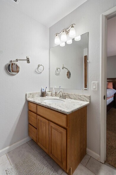 Building Photo - 2752 Douglas Fir Dr