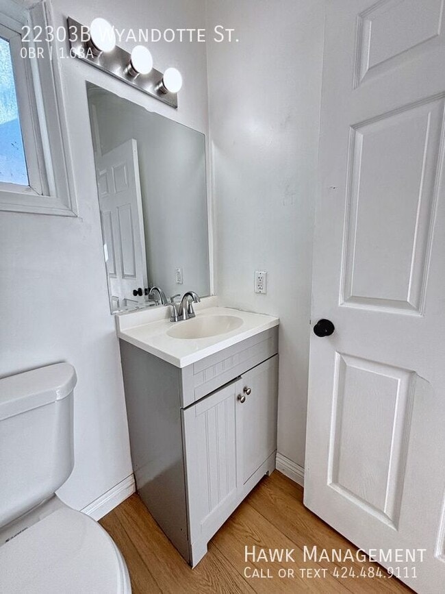 Building Photo - 22303 Wyandotte St