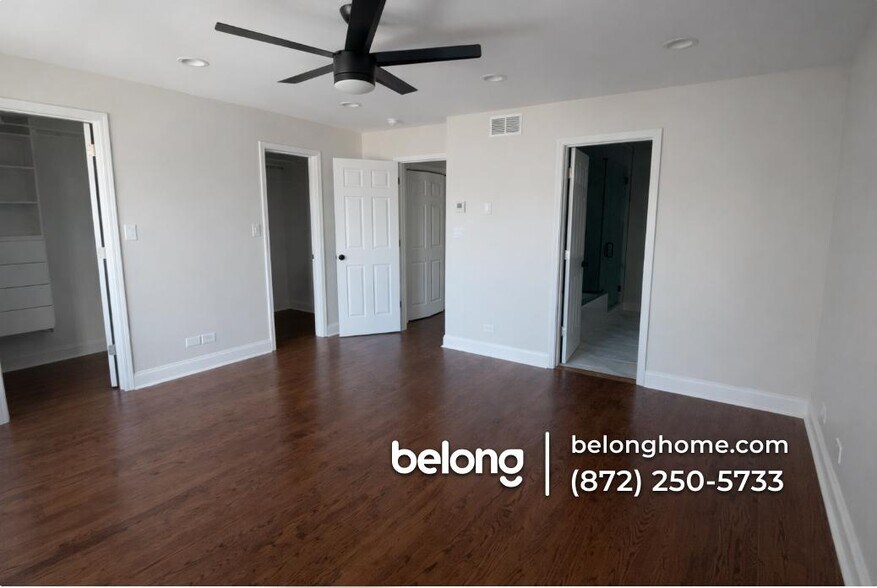 Building Photo - 4922 S Cornell Ave