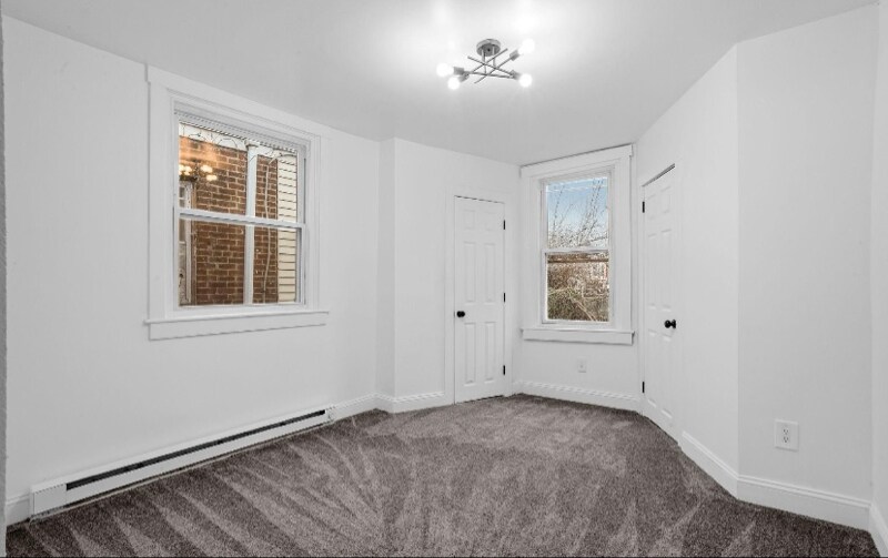 Building Photo - 1214 E Stafford St