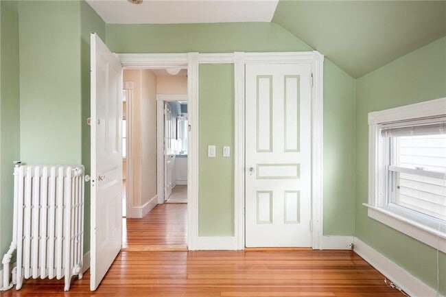 Building Photo - 5 Cummings Rd