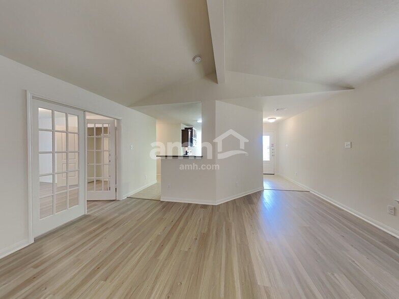 Building Photo - 22422 Bauer Canyon Dr