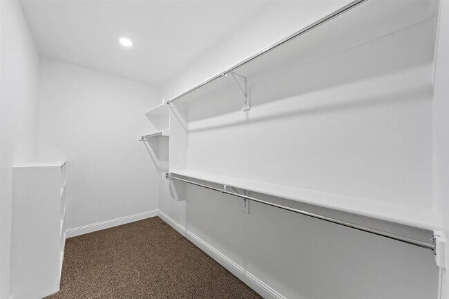 Building Photo - 6349 Mason Ct