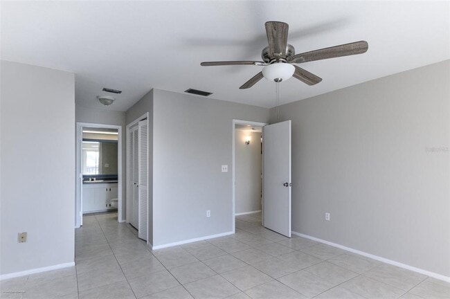 Building Photo - 1204 Spanish Cay Ln