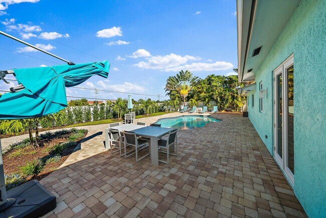 Building Photo - 500 Sunrise Way