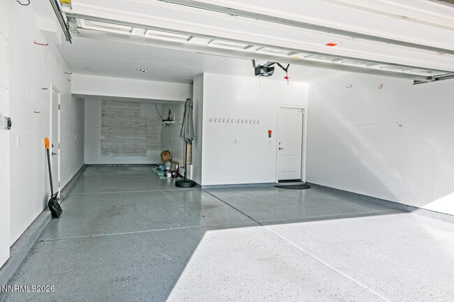 Building Photo - 10615 Brittany Park Dr