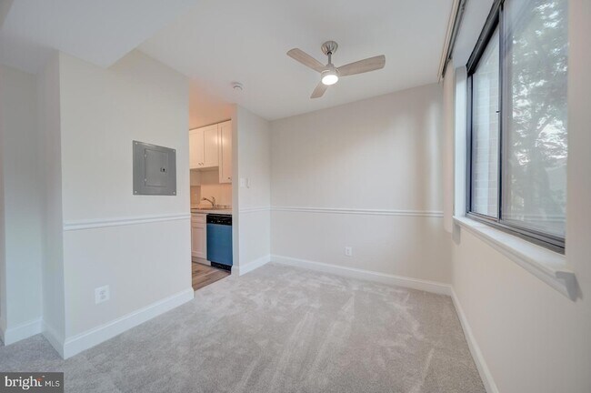 Building Photo - 515 N Armistead St