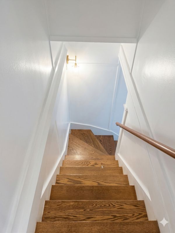 Building Photo - 7 Granite St