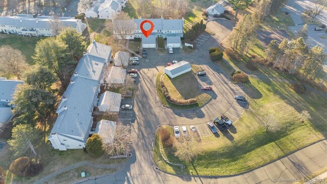 Building Photo - 207 Misty Meadow Ln
