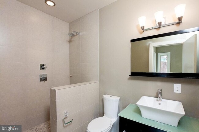 Building Photo - Fishtown Townhome