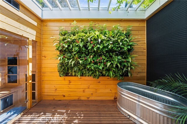 Building Photo - 4781 Galendo St