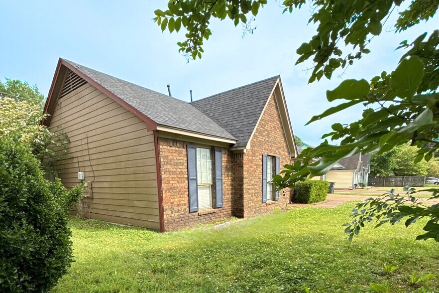Building Photo - 2530 Sage Meadow Dr