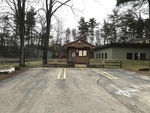 Building Photo - 13 Strawberry Bank Rd