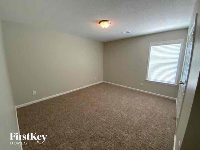 Building Photo - 5376 Lamb Valley Dr