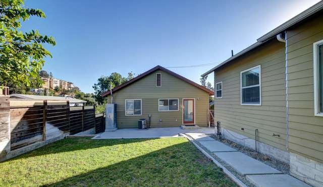 Building Photo - 5529 Raber St