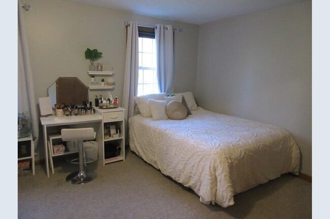 Bedroom - 61 Fox Meadow Rd