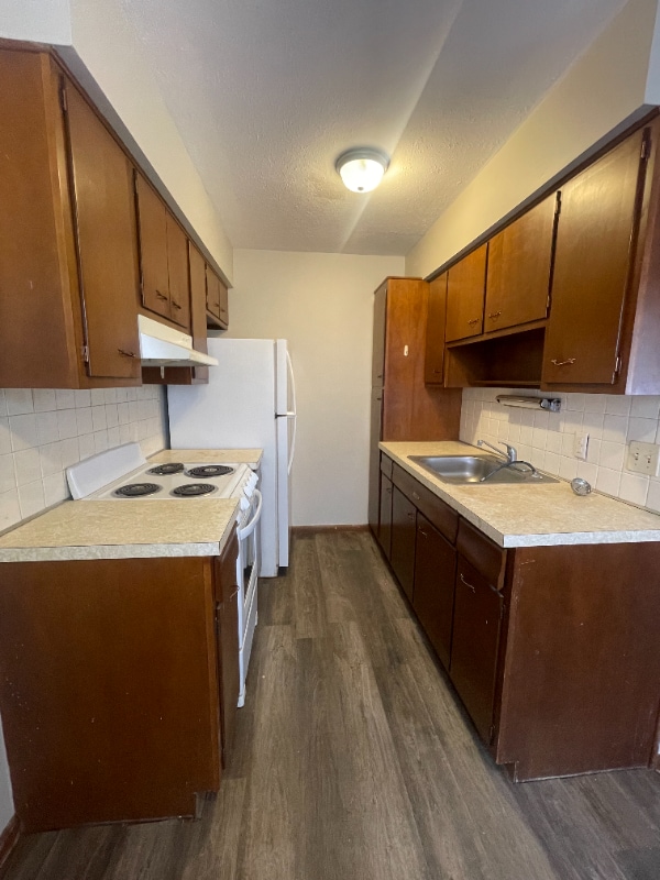 Building Photo - 319 Pershing Ave NE