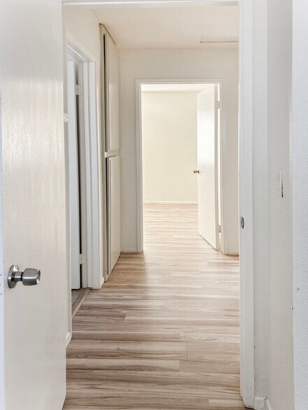 Building Photo - 4745 Karling Pl