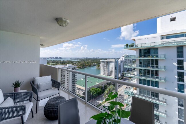 Building Photo - 5757 Collins Ave