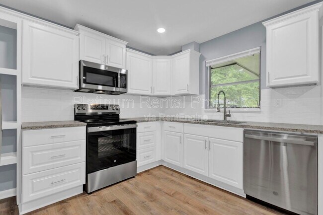 Building Photo - 2315 Shancey Ln