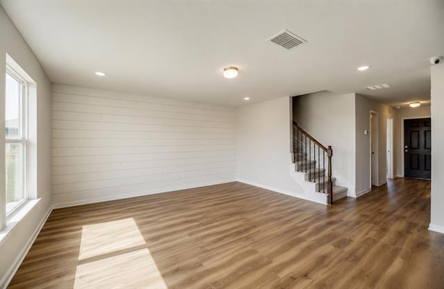 Building Photo - 1806 Aslynn Cir