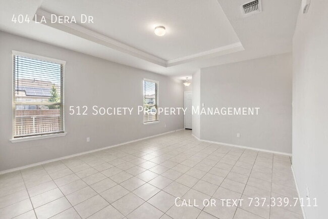 Building Photo - 404 La Dera Dr