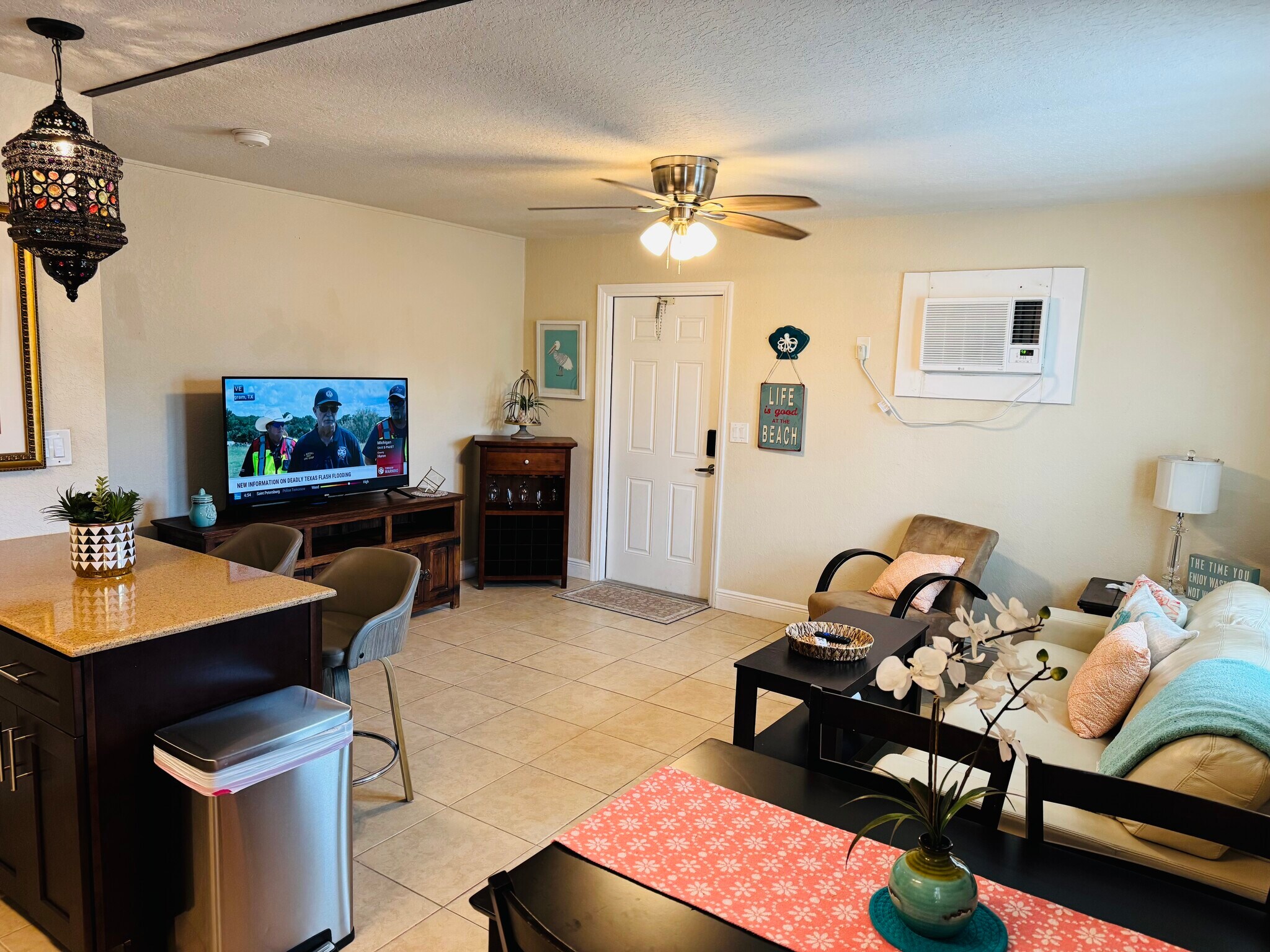 Building Photo - 520 69th Ave