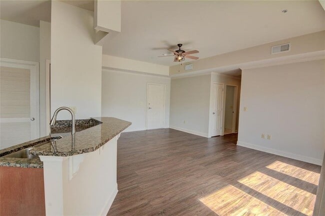 Building Photo - 3209 Ridge Towne Pl