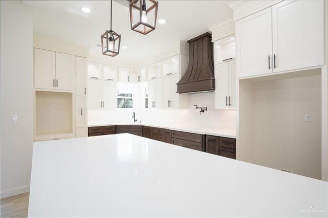 Building Photo - 2508 Red Raider Ave