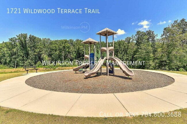 Building Photo - 1721 Wildwood Terrace Trl