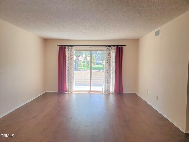 Building Photo - 11232 Village 11