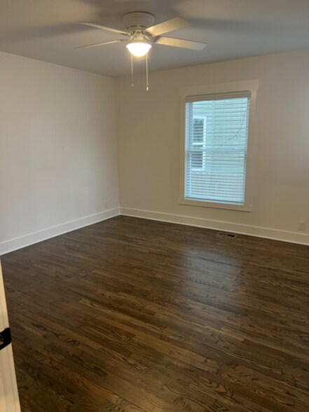 Building Photo - 526-528-528 S Market St