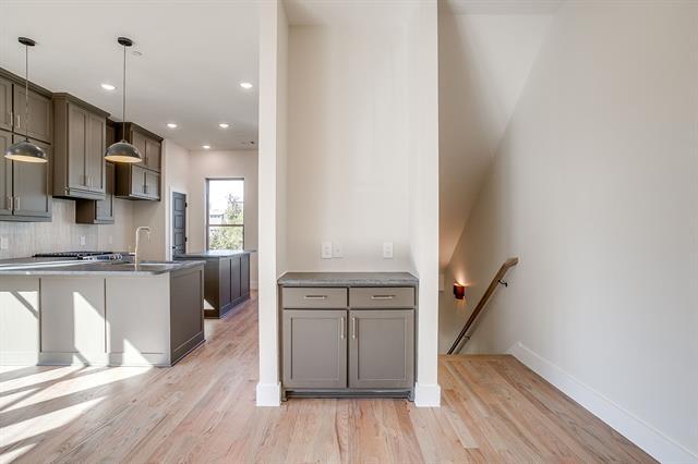 Building Photo - 2824 Weisenberger St