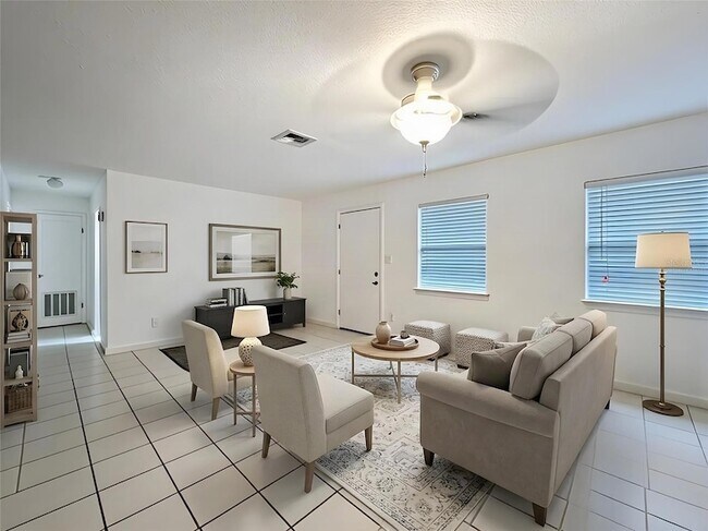 Building Photo - 272 Florida Pkwy