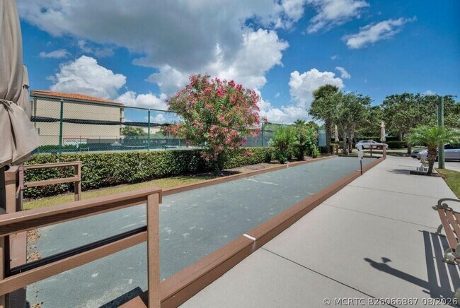 Building Photo - 3 Harbour Isle Dr E