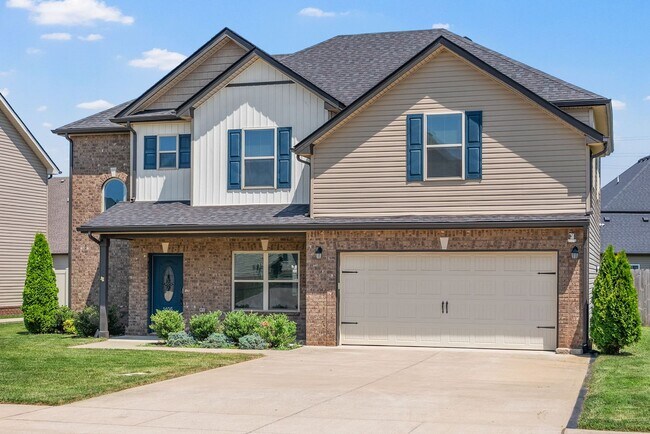 Building Photo - Pet Friendly Four Bedroom!