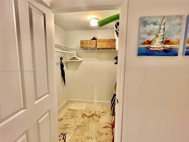 Building Photo - 9172 Collins Ave