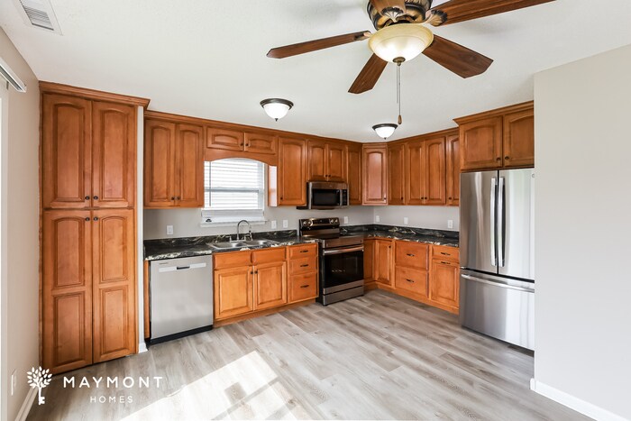 Building Photo - 6744 Everbloom Ln