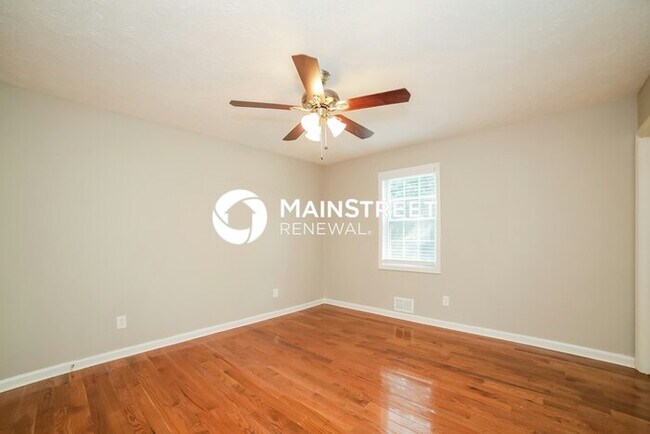 Building Photo - 3 Bedroom Pet-Friendly Home in Powder Springs, GA with Main Street Renewal
